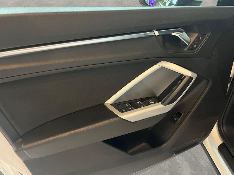 Audi Q3 Q3 SPB 35 TDI S tronic Business Advanced