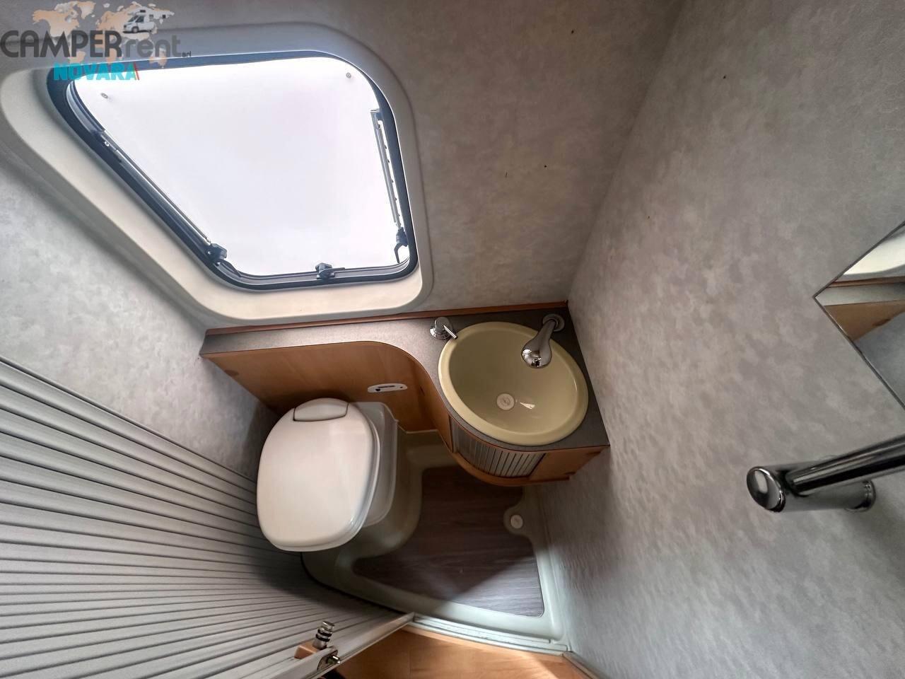 Adria TWIN - FURGONATO 5.99 MT