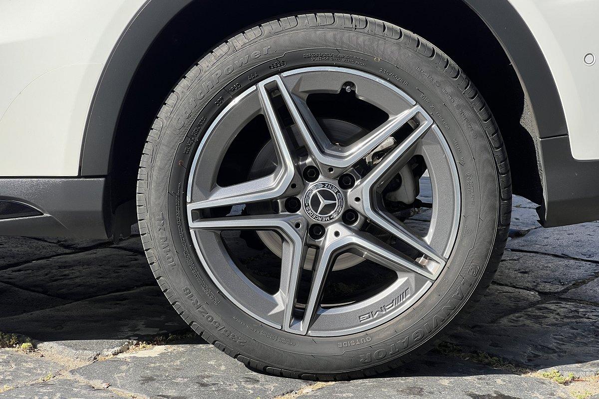 MERCEDES GLA 200 d Automatic Premium