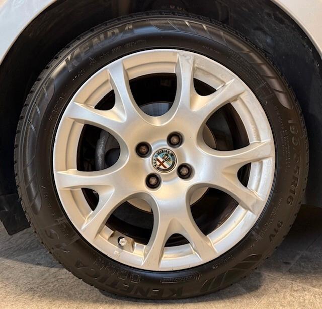 Alfa Romeo MiTo 1.4 8V S&S Super