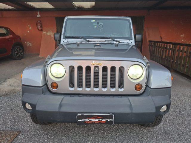 JEEP Wrangler Unlimited 2.8 CRD DPF Sahara Auto