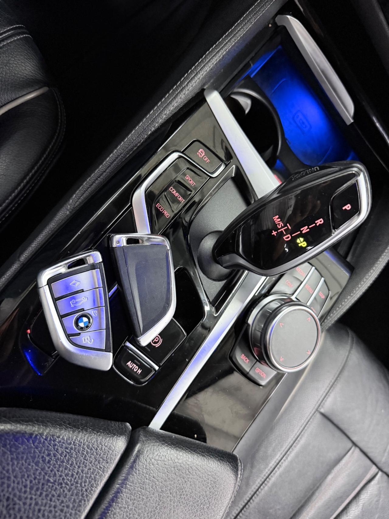 BMW 520d 190CV AUTOMATICO Touring Luxury-Line EURO 6 C GARANZIA