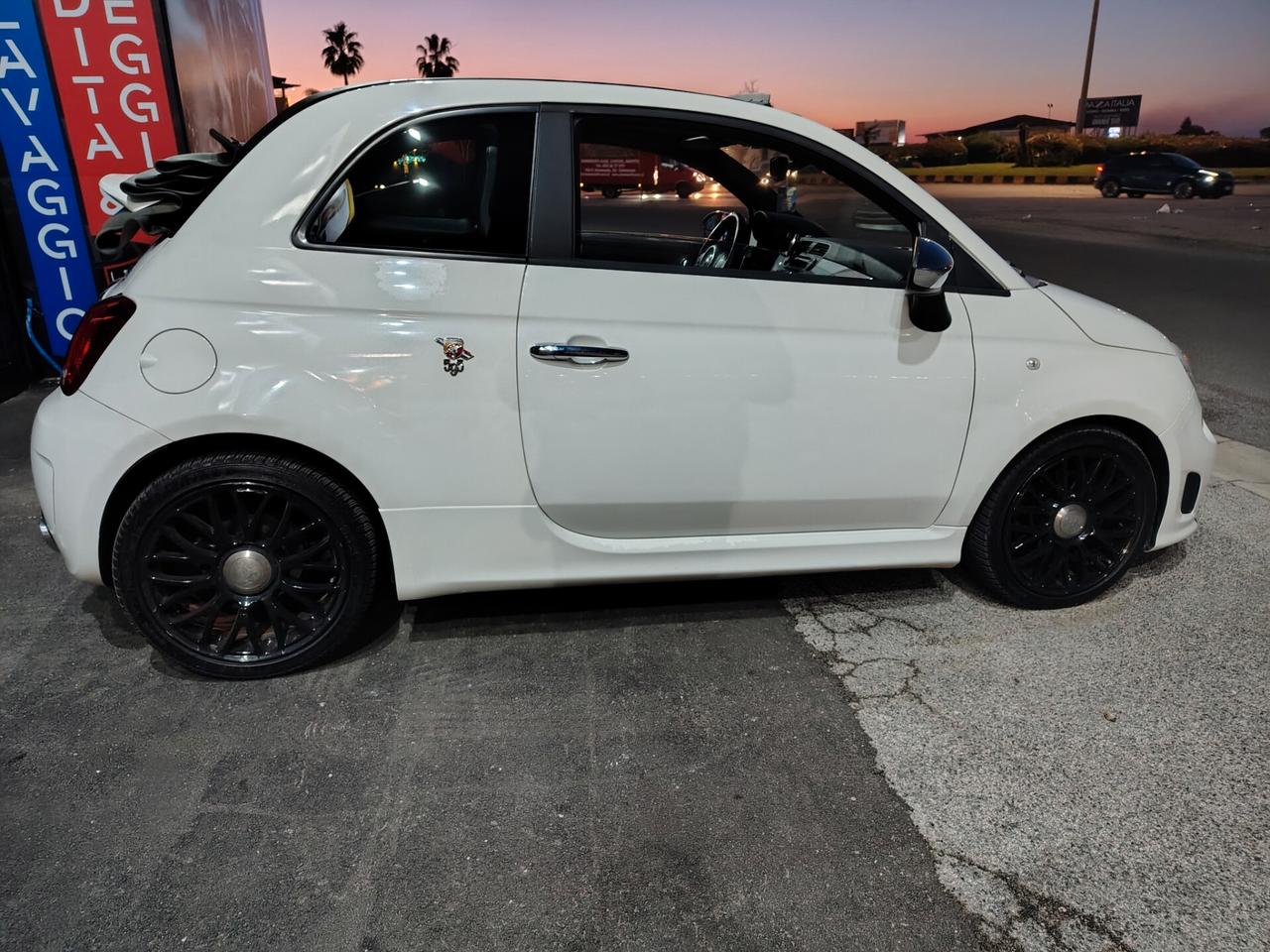 Abarth 595 1.4 Turbo T-Jet 160 CV Competizione