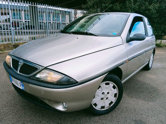 Lancia Y 1.2i cat LS