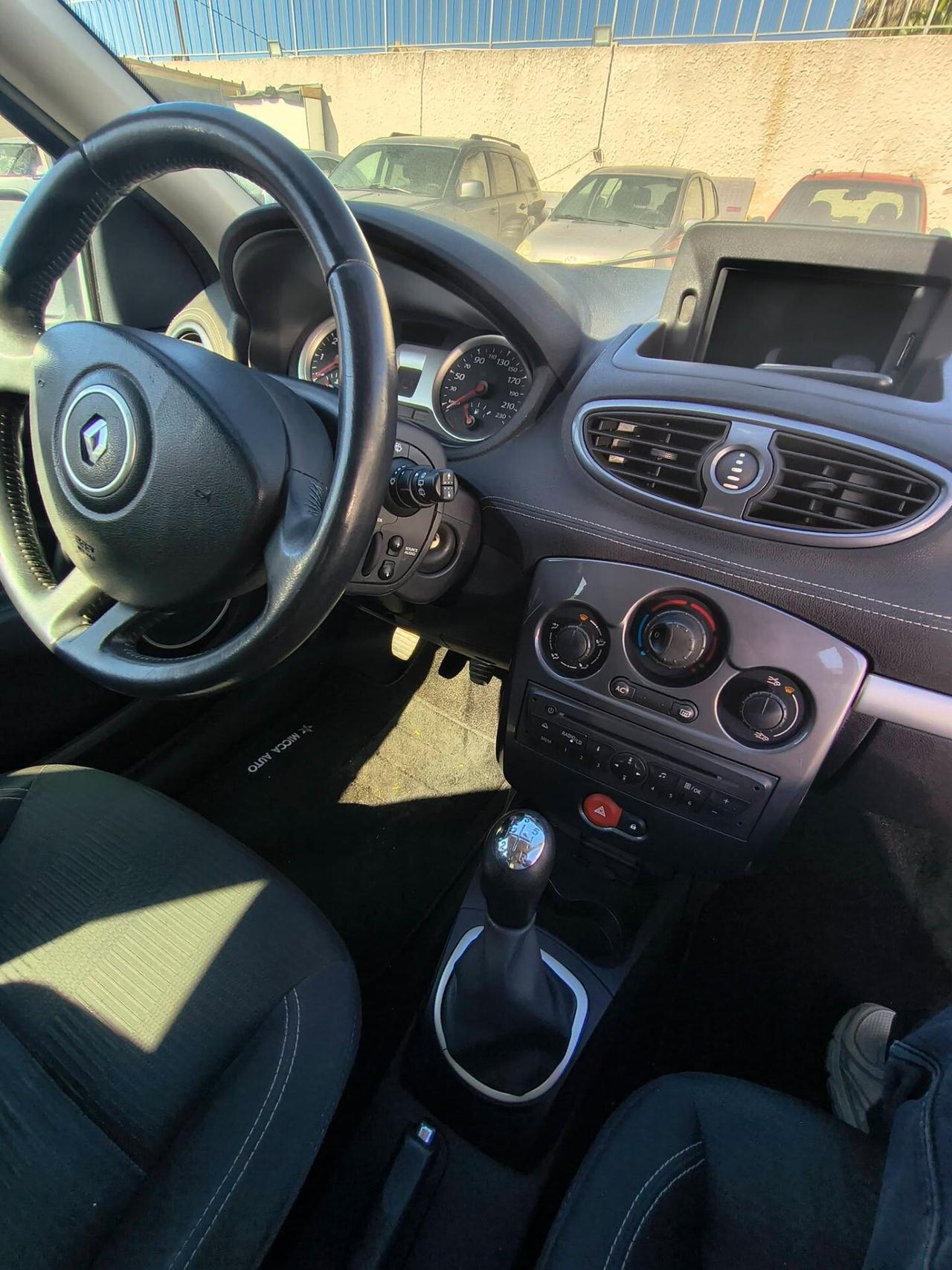 Renault Clio 1.5 Dci