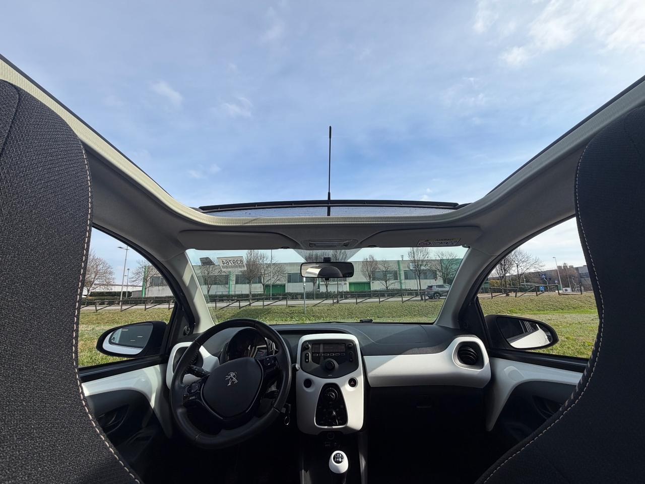 Peugeot 108 Cabrio Neopatentati