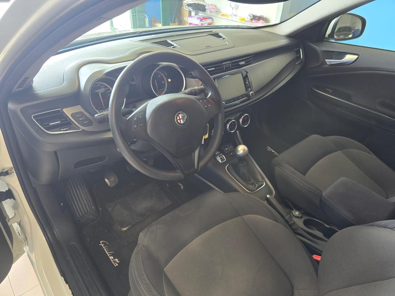 Alfa Romeo Giulietta 1.6 JTDm-2 105 CV Exclusive