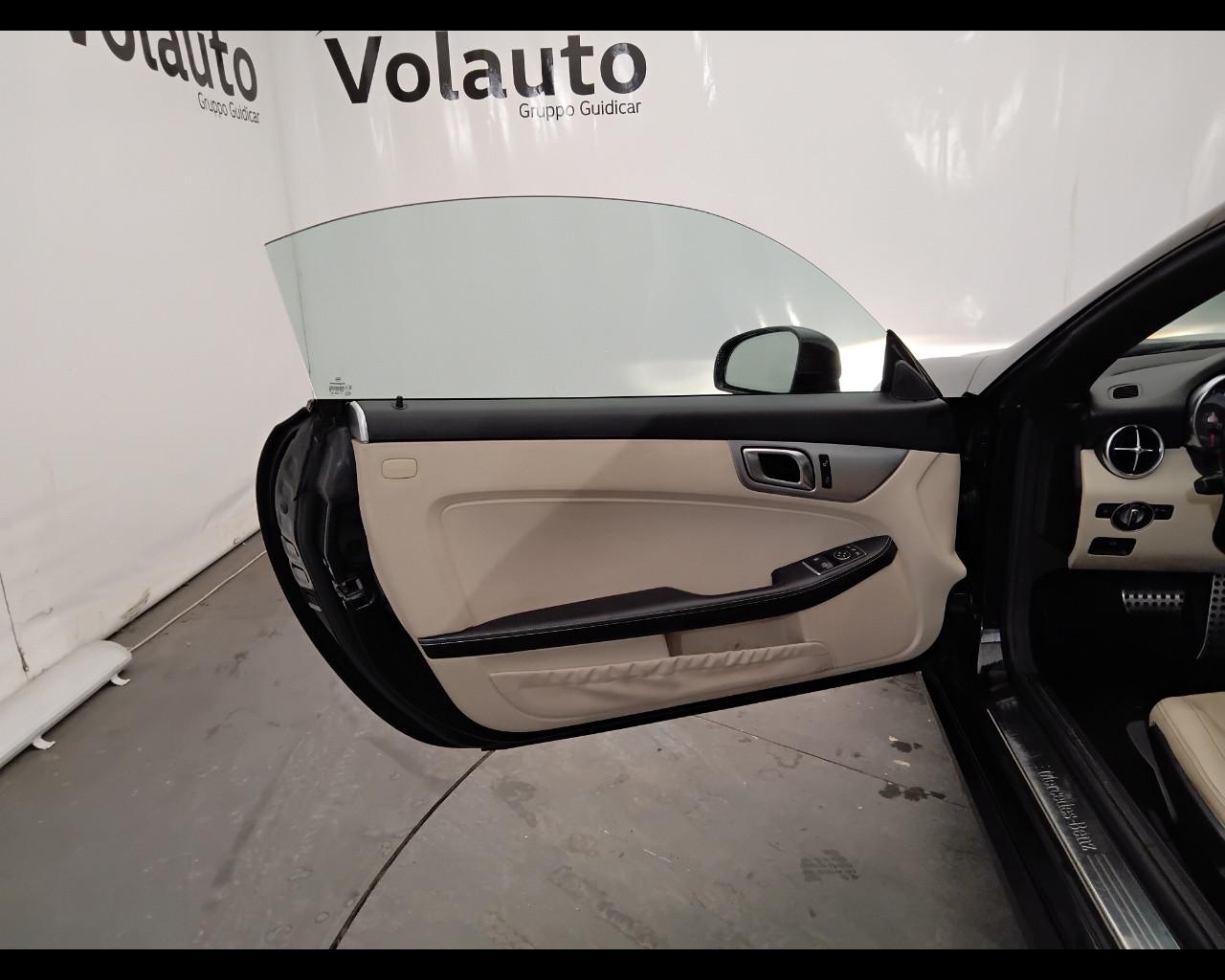 Mercedes-Benz SLK Roadster - R172 - SLK 200 (cgi be) Premium