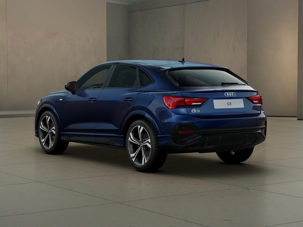 Audi Q3 sportback 35 2.0 tdi identity black s-tronic