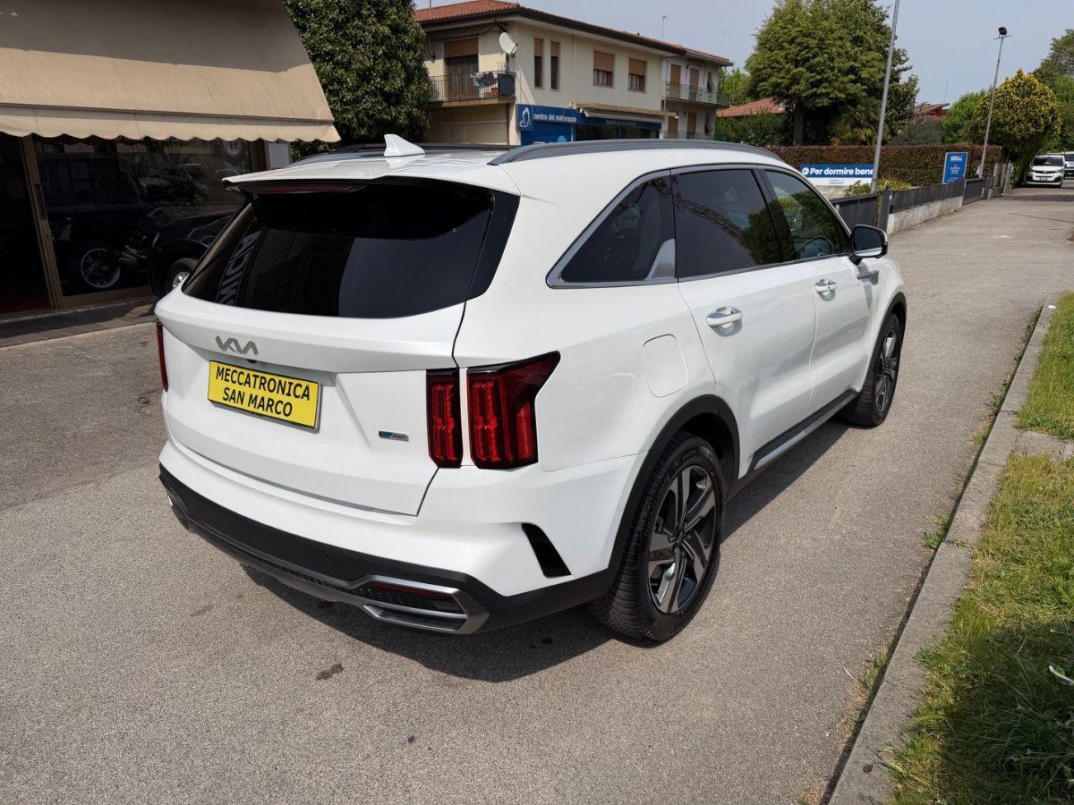 KIA - Sorento - 1.6 T-GDi aut. AWD HEV Evolution 7 POSTI PLUG-IN