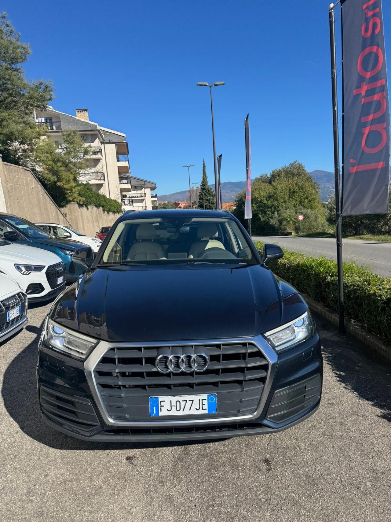 Audi Q5 2.0 TDI 150 CV TETTO 20’