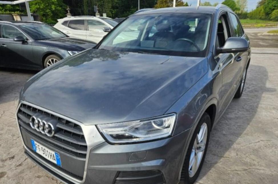 Audi Q3 2.0 TDI 150 CV quattro Business