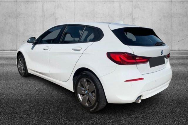 BMW 118 i 5p. Advantage