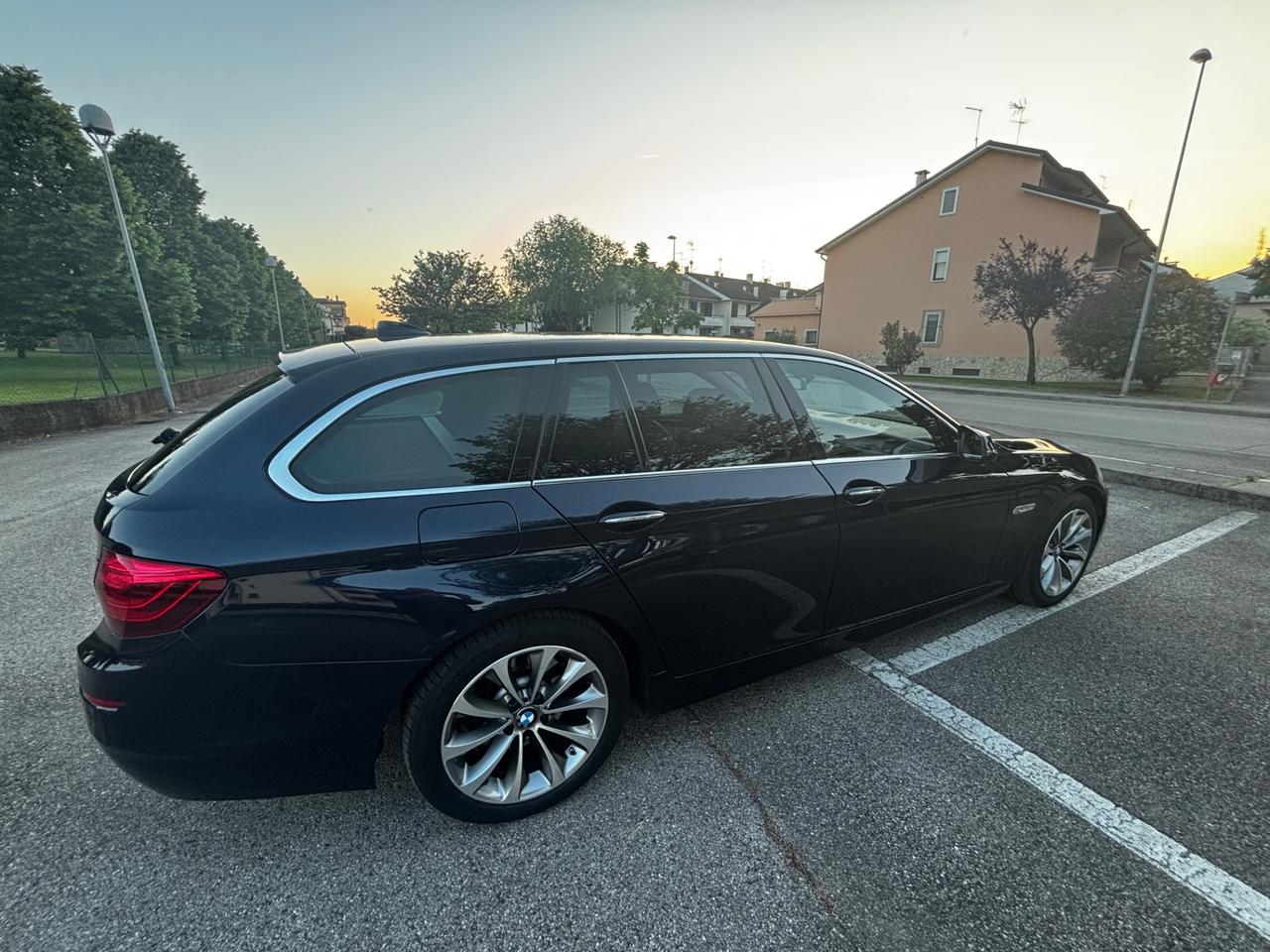 Bmw 525 525d xDrive Luxury