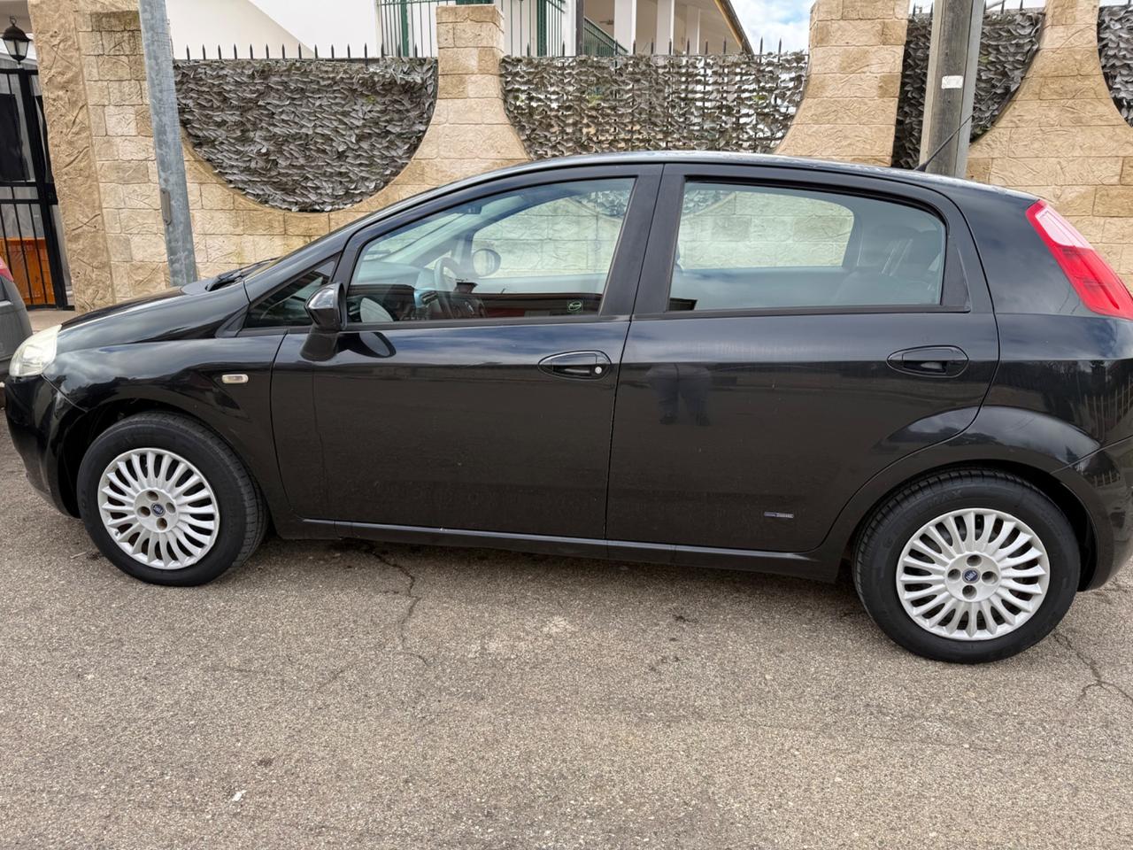 Fiat Grande Punto 1.3 MJT 75 CV 5 porte Dynamic