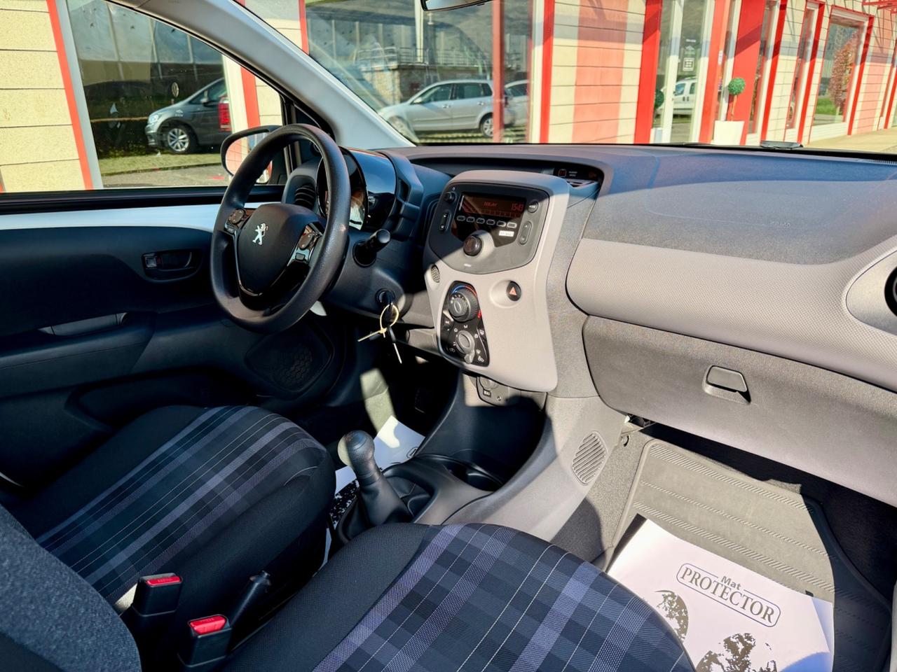 Peugeot 108 OK NEO PATENTATI - 16.000 KM!!