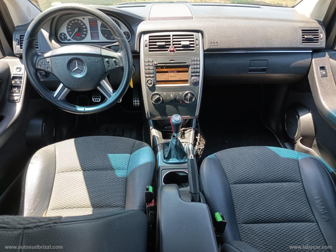 MERCEDES-BENZ B 200 CDI Premium