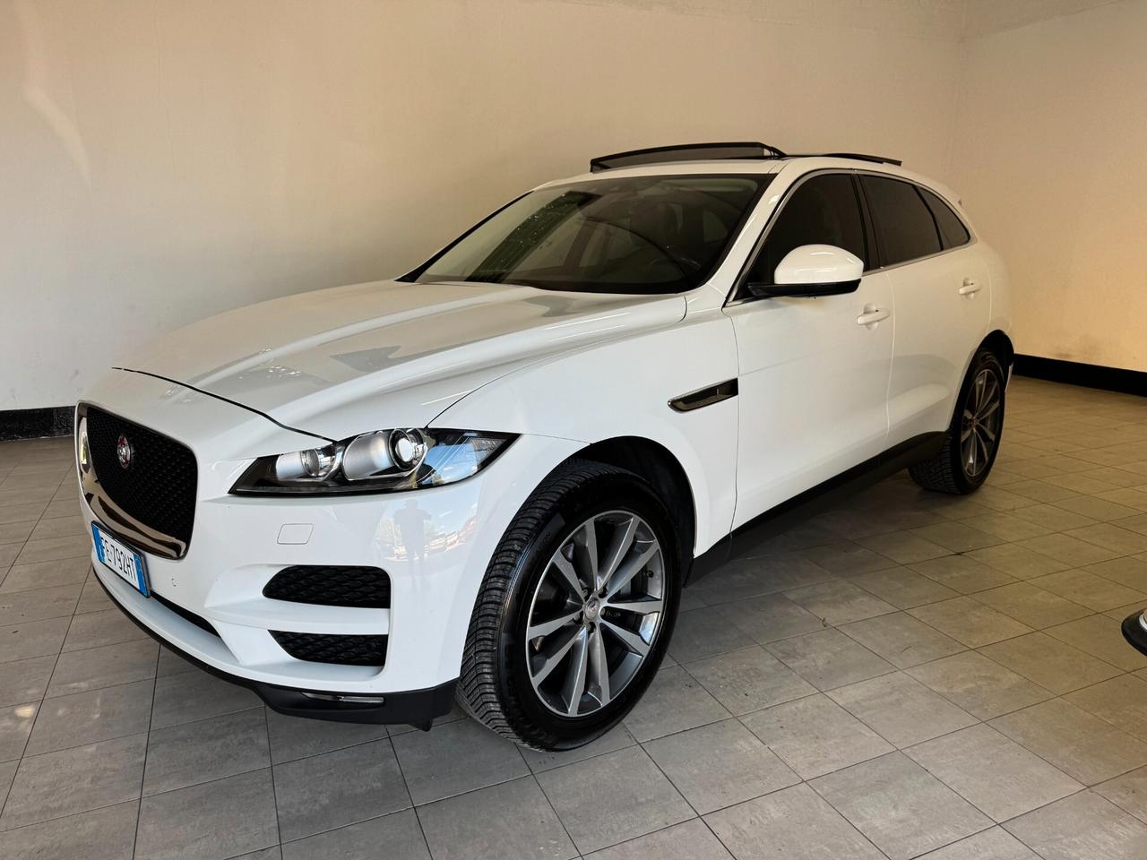 Jaguar XF 2016 2.0 D 180 CV AWD aut. Portfolio TETTO