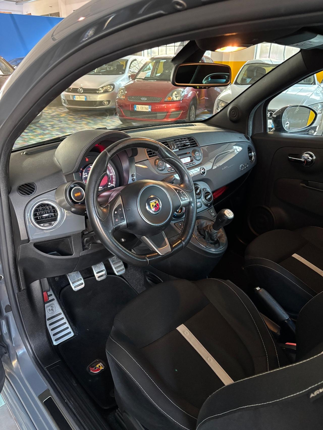 Abarth 595 1.4 Turbo T-Jet 135CV Custom