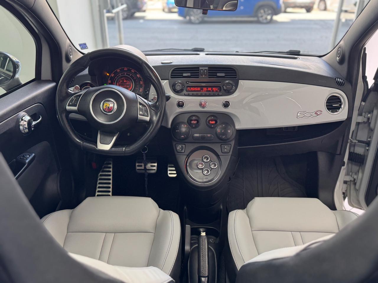 Abarth 500 500C 1.4 TURBO T-JET MTA BICOLORE