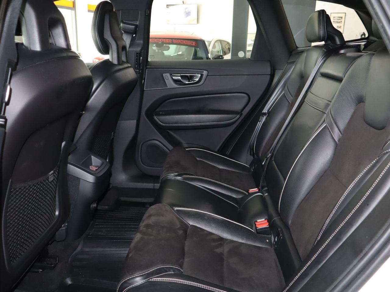 Volvo XC 60 2.0 D4 4x4 R Design #50224