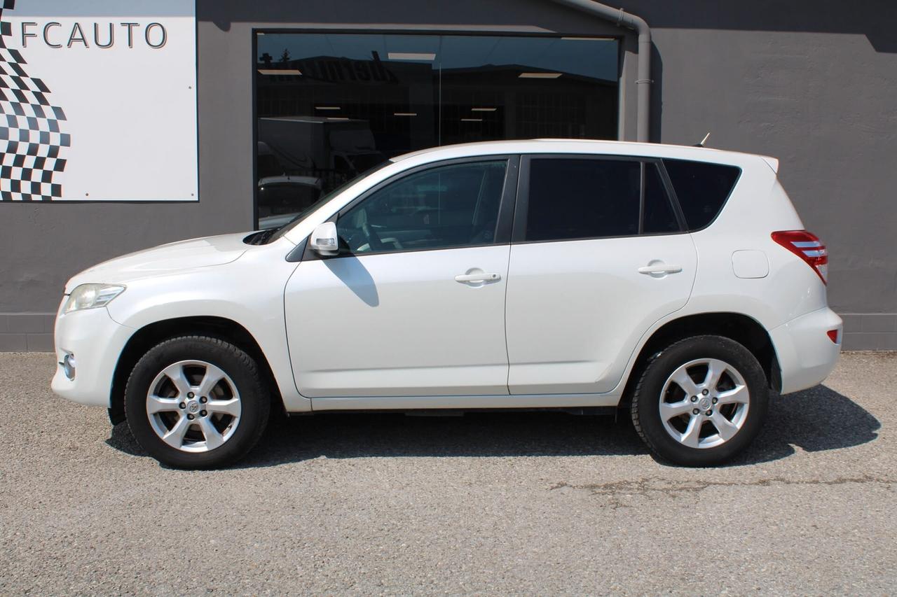 Toyota RAV 4 RAV4 2.2 D-4D 150 CV DPF Luxury