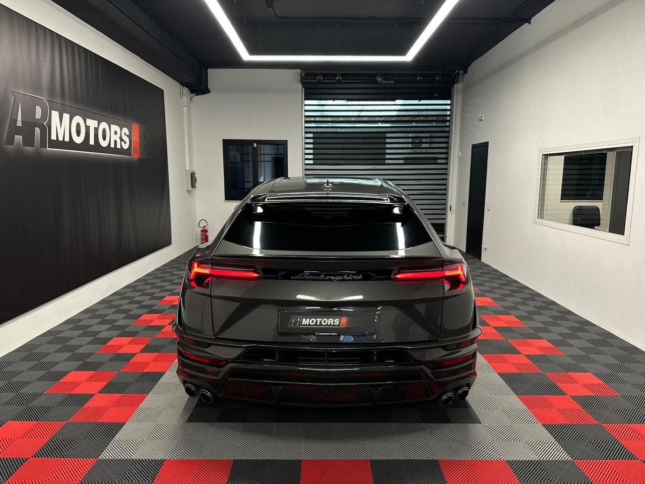 Lamborghini Urus 4.0 Performante