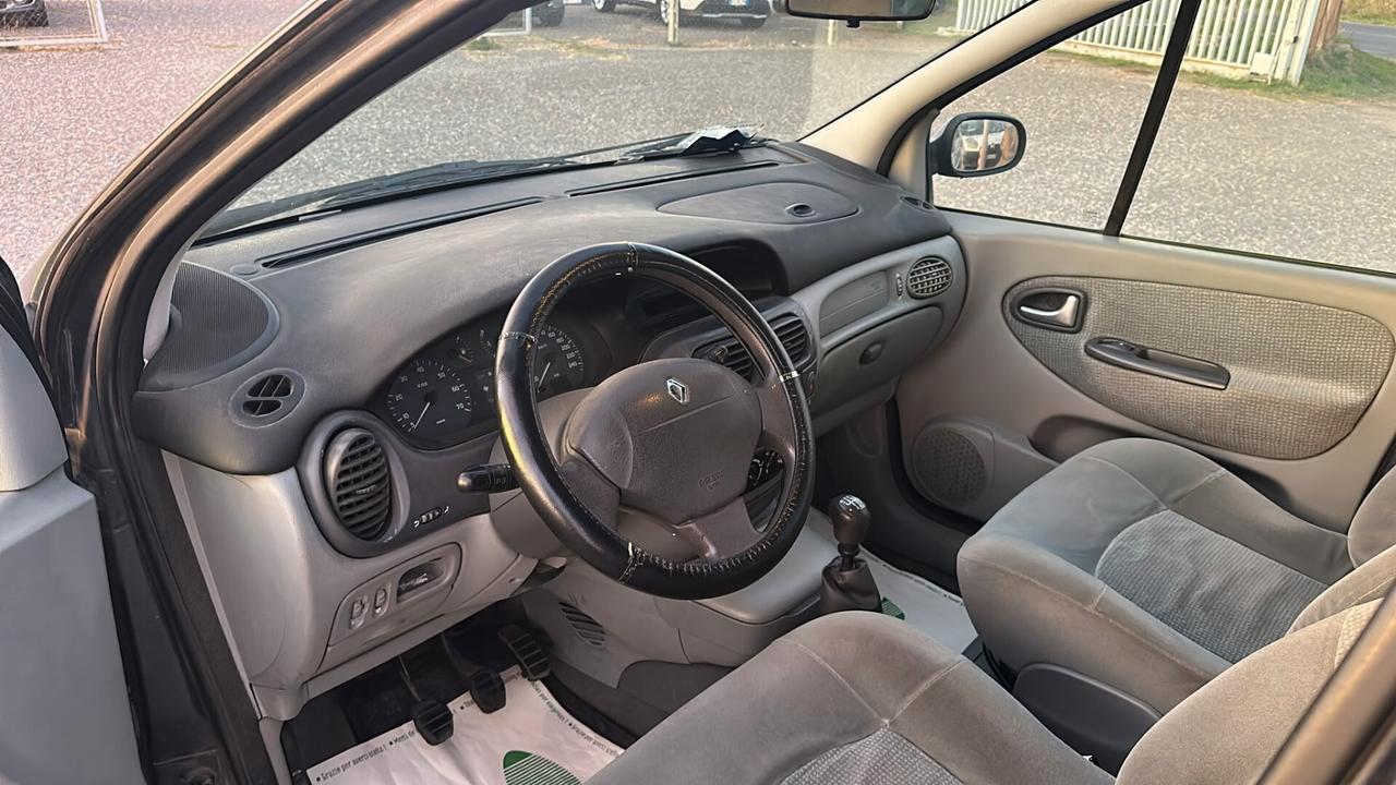 Renault Megane Scénic Evol. 1.6 16V cat Expression
