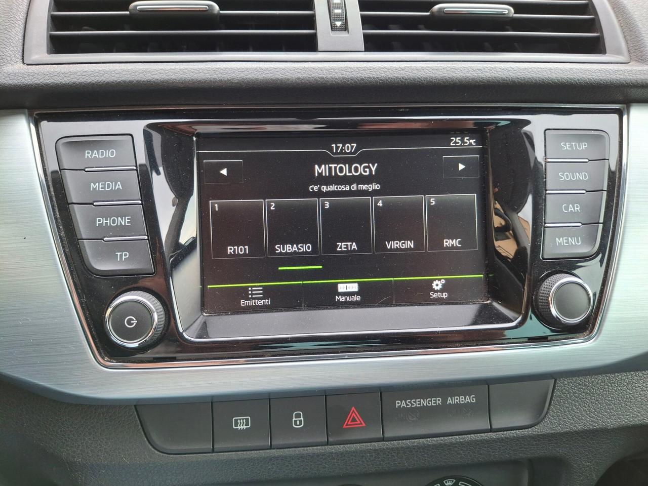 Skoda Fabia 1.0 MPI 60 CV Twin Color Design Edition Argento
