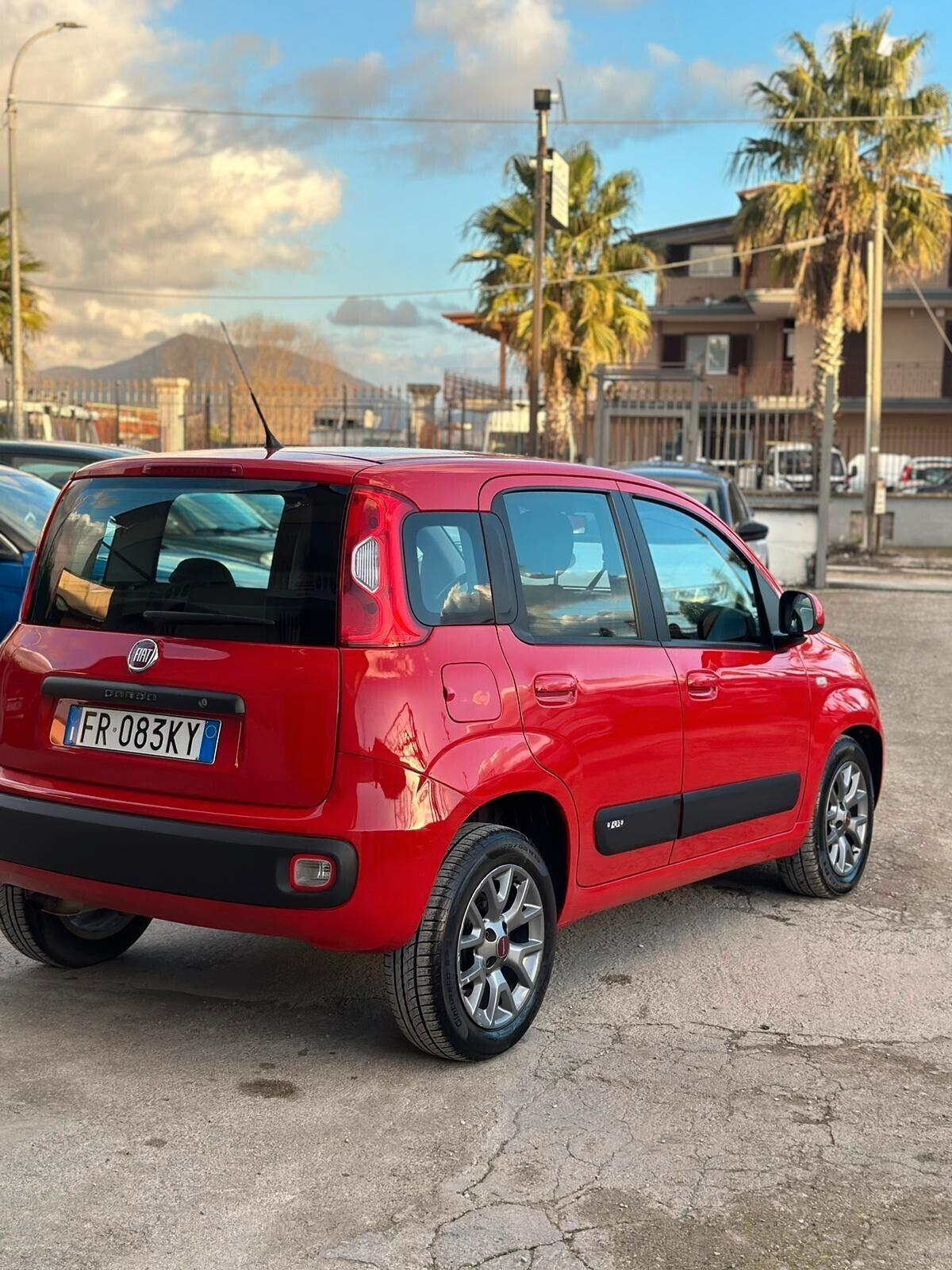 Fiat Panda 1.3 MJT 95 CV S&S Lounge PROMO!!