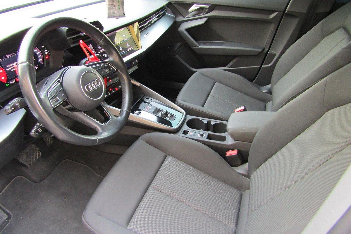 AUDI A3 SPB 30 TDI S tronic S line edition