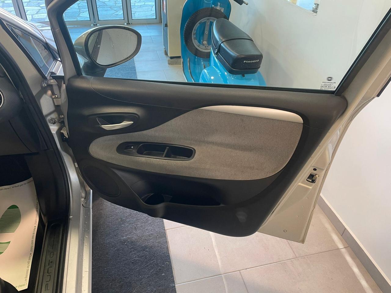 Fiat Punto Evo 1.3 Mjt 75 CV 5 porte Dynamic NEOPATENTATI
