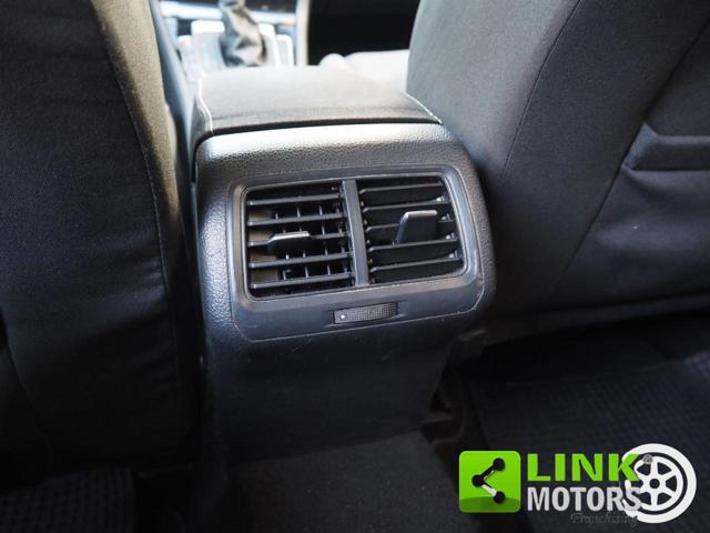 VOLKSWAGEN Golf 2.0 TDI DSG 5p. Highline BlueMotion