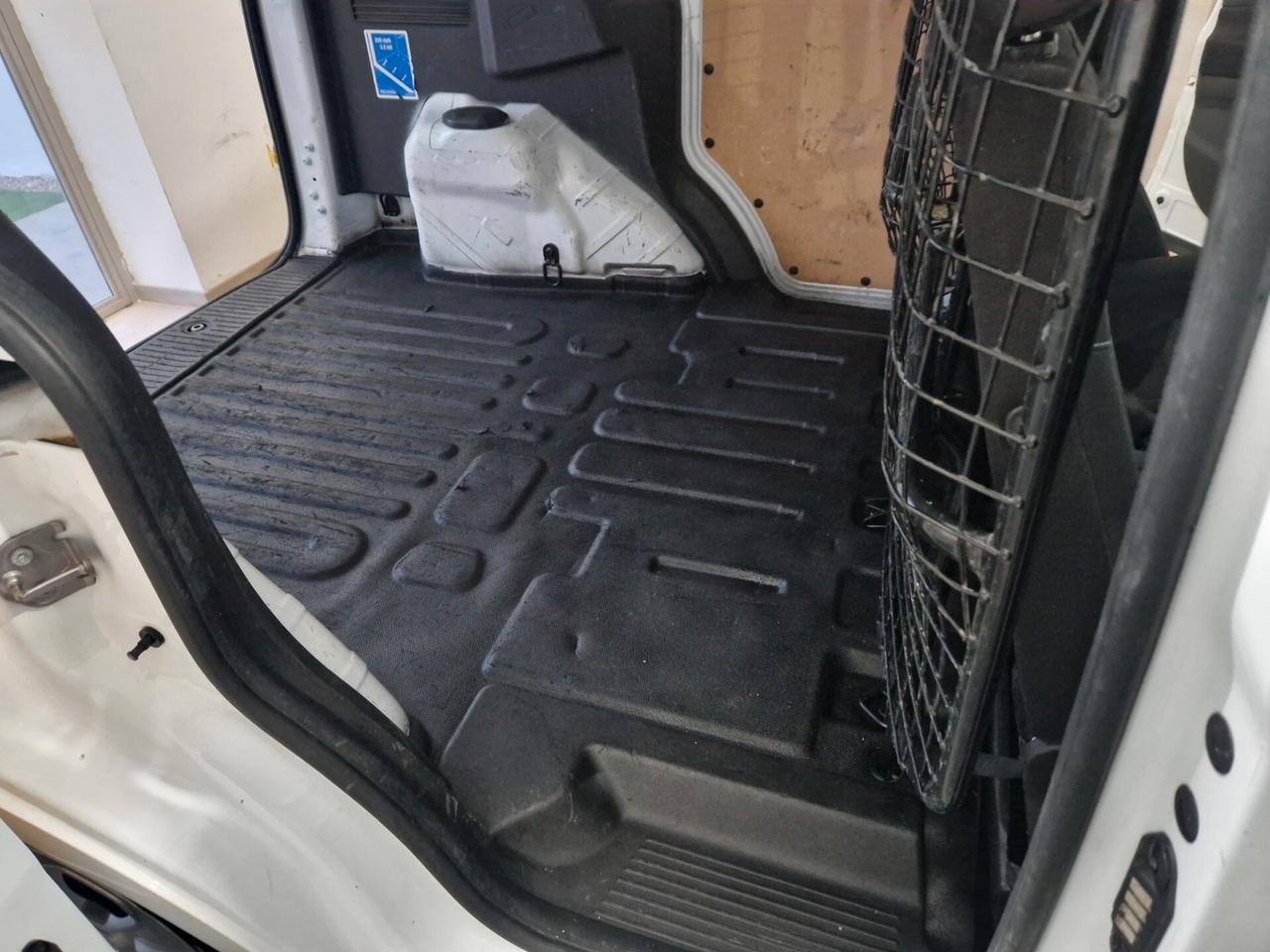 Ford Courier 1.5 TdCi 95cv