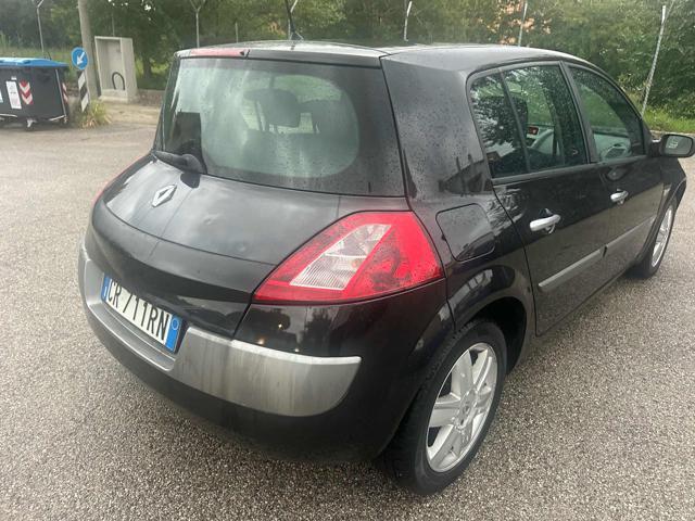 RENAULT Megane Megane 1.5 dCi-100CV 5P Speciale Exception (74 kw)