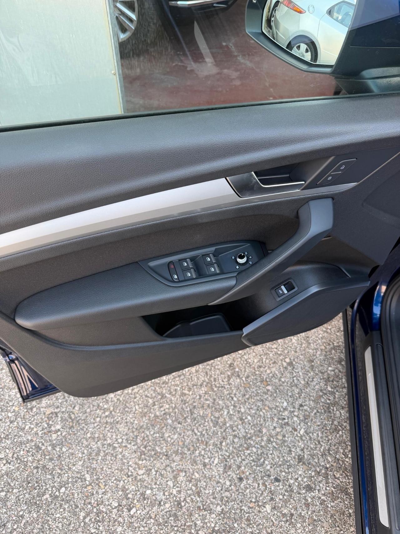 Audi Q5 30 TDI S tronic Sport FARI MATRIX