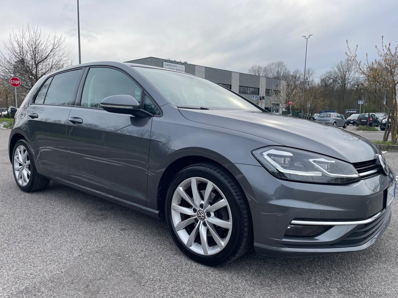 Volkswagen Golf 2.0 TDI 5p.*Virtual*Nepatentati*Navi*
