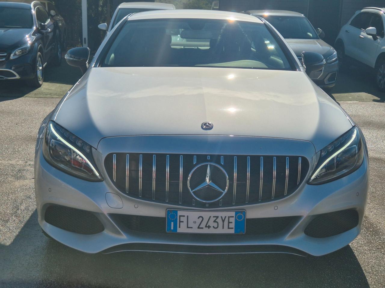 Mercedes-benz C 220 d Coupé Premium