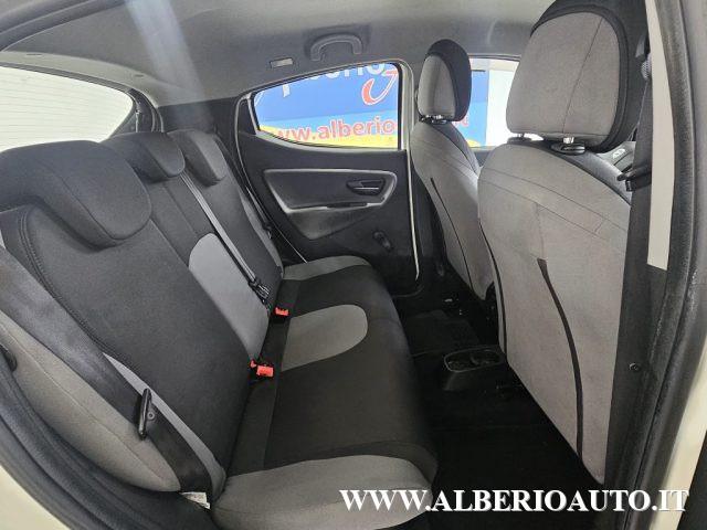 LANCIA Ypsilon 1.2 69 CV 5 porte Silver