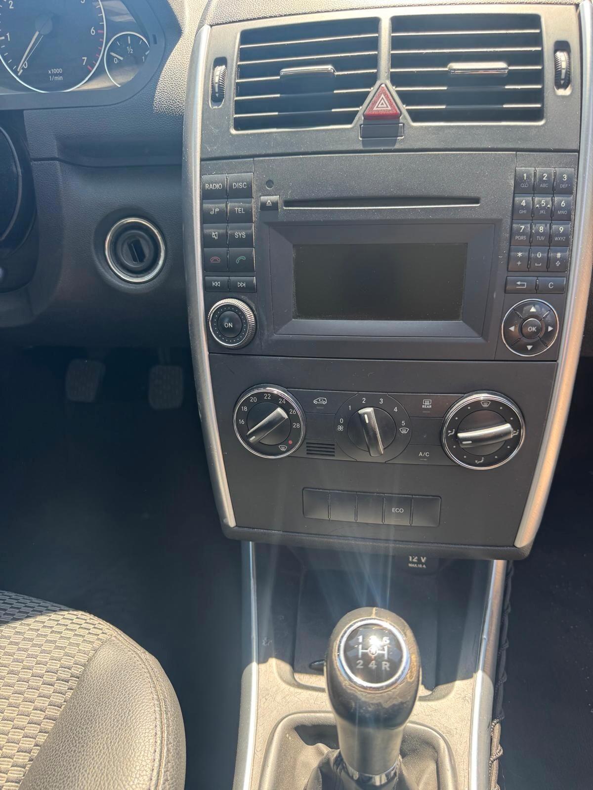 Mercedes-benz A 150 A 150 BlueEFFICIENCY Coupé Avantgarde