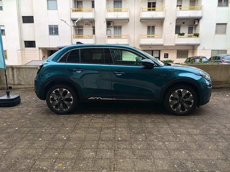 FIAT 600 1.2 hybrid La Prima 110cv auto