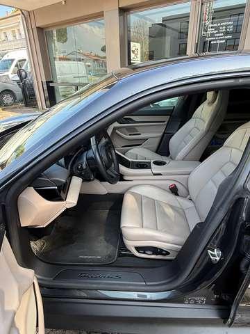 Porsche Taycan 4S - possibile subentro leasing -