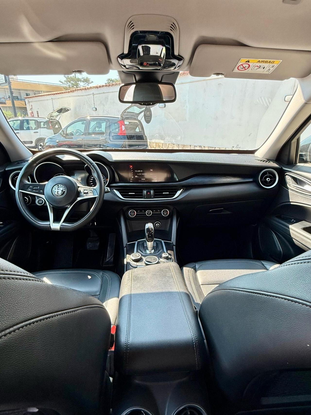 Alfa Romeo Stelvio 2.2 Turbodiesel 180 CV AT8 RWD Super