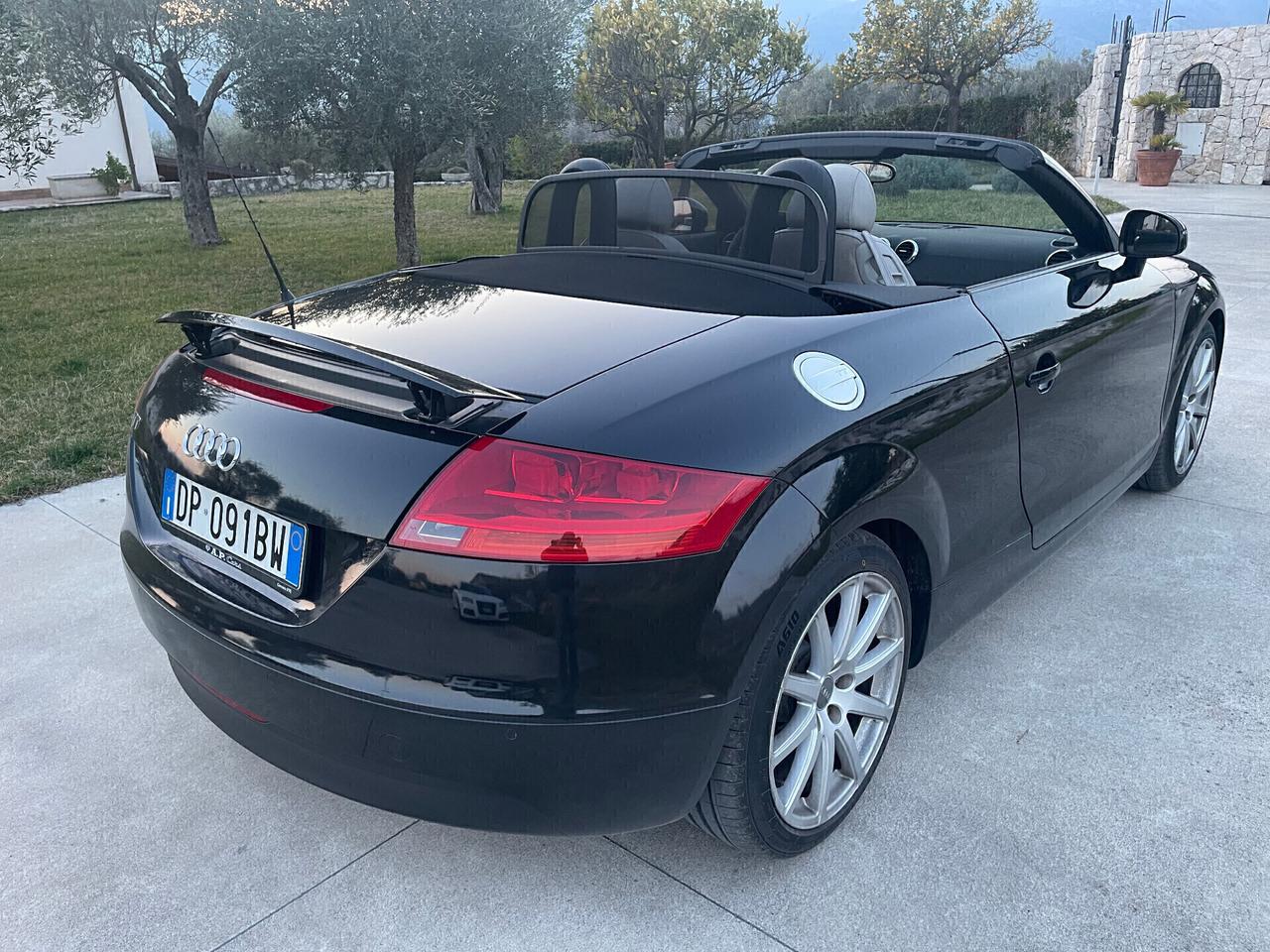 Audi TT Roadster 2.0 TFSI