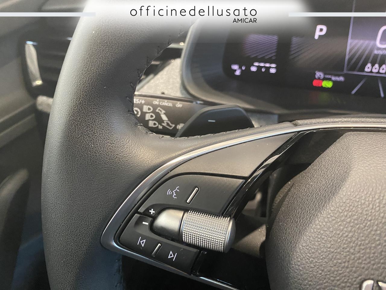 Skoda Kamiq 1.0 tsi 115cv black dots dsg