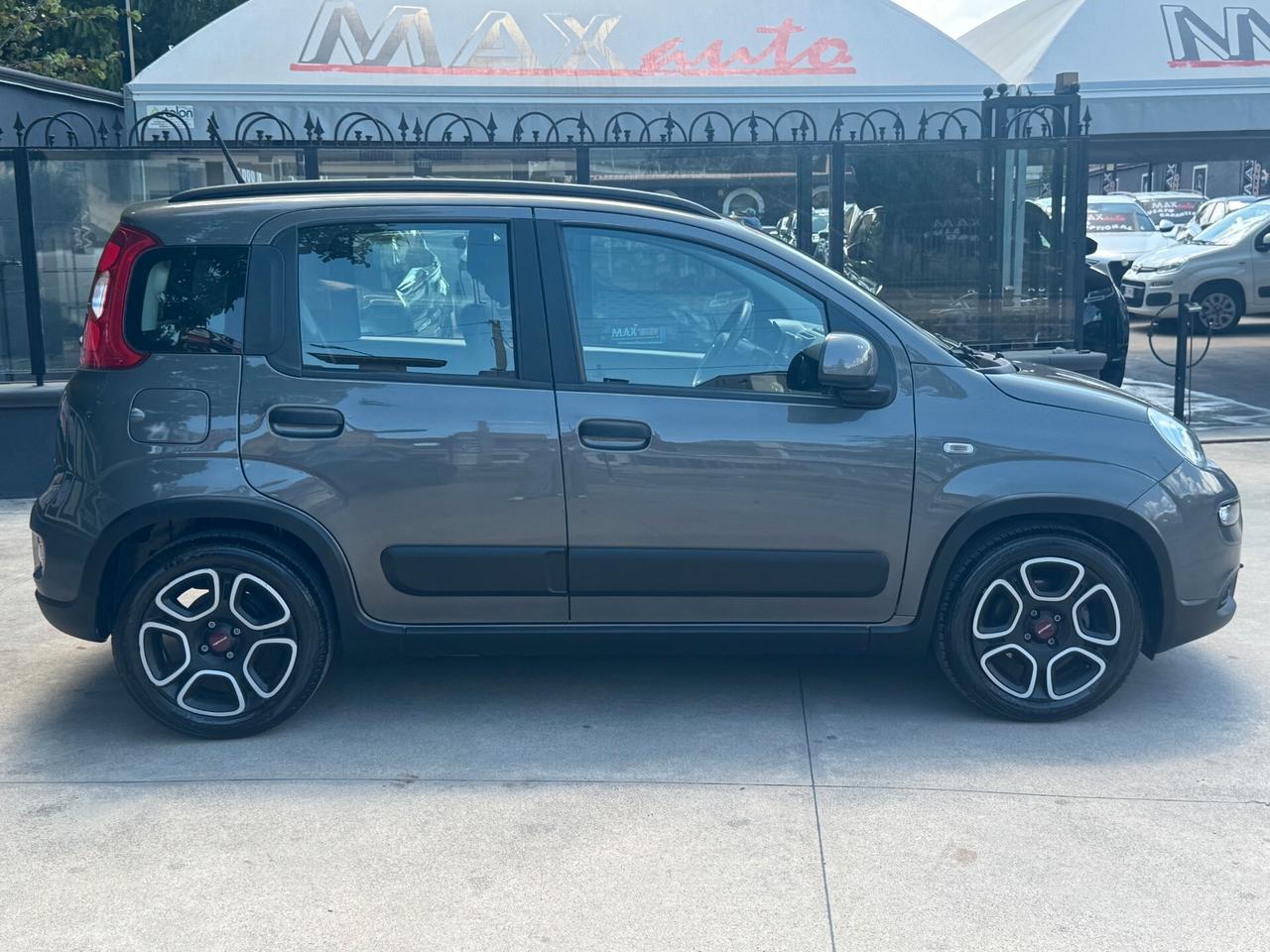 Fiat New Panda 1.0 FireFly S&S Hybrid City Life