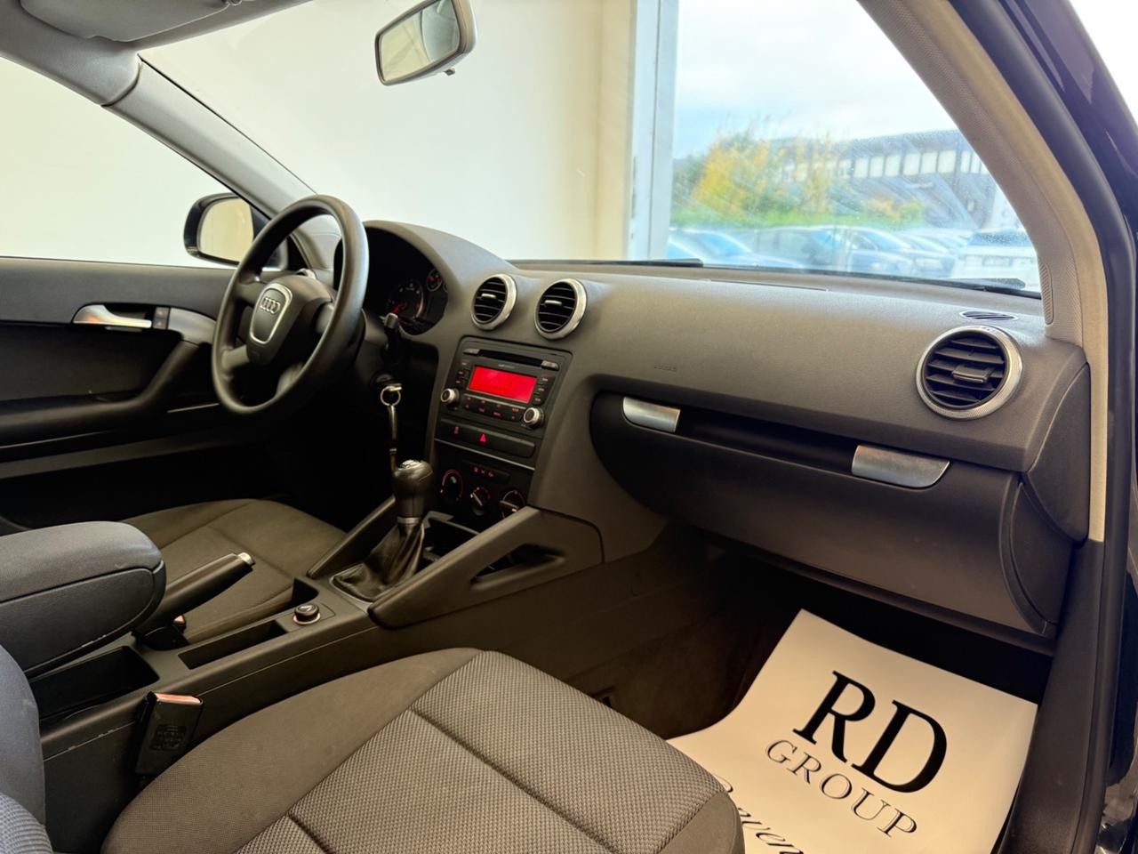 Audi A3 1.6 tdi Ambiente 90cv okneopatentati