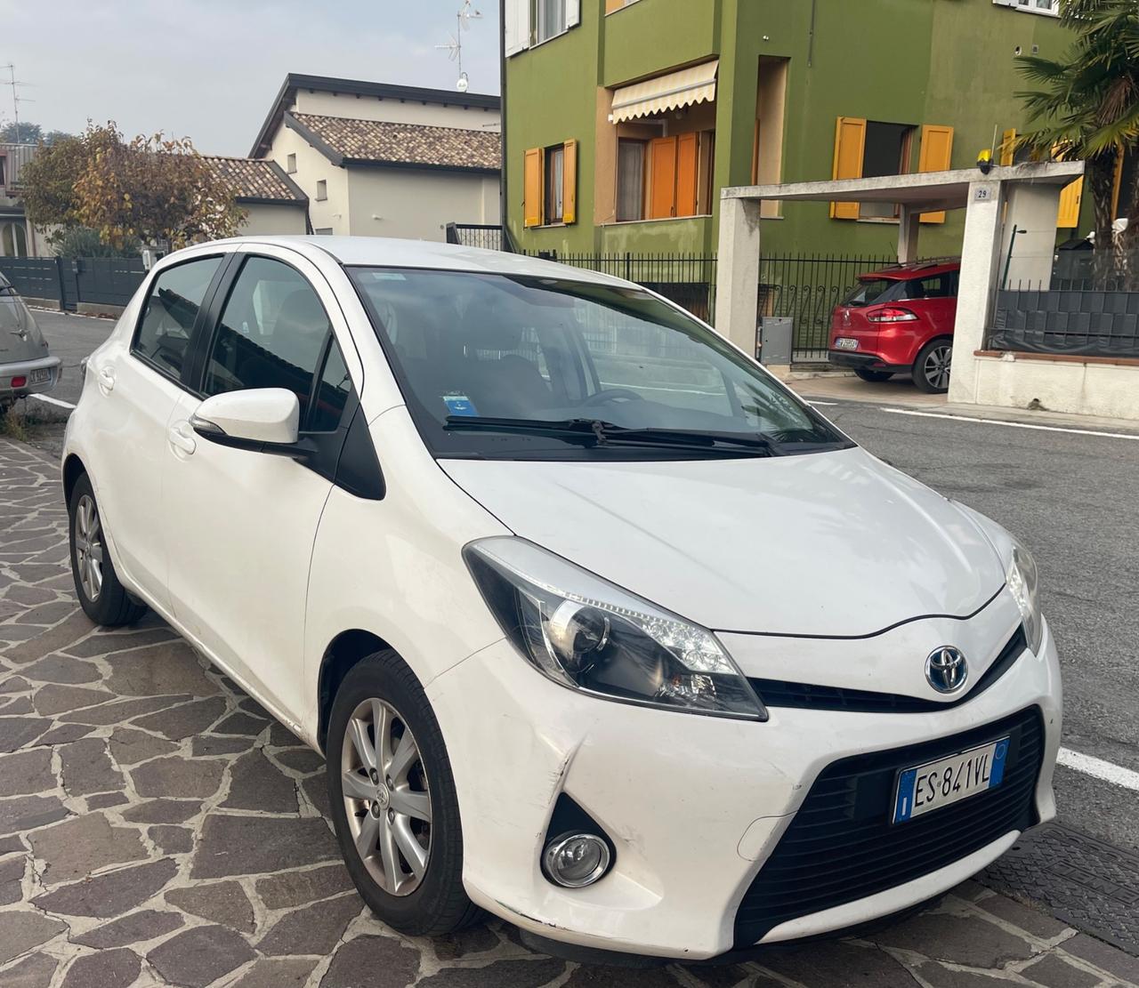 Toyota Yaris 1.5 Hybrid 5 porte Lounge