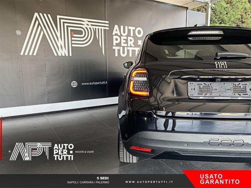 FIAT 600 600 1.2 hybrid La Prima 110cv auto