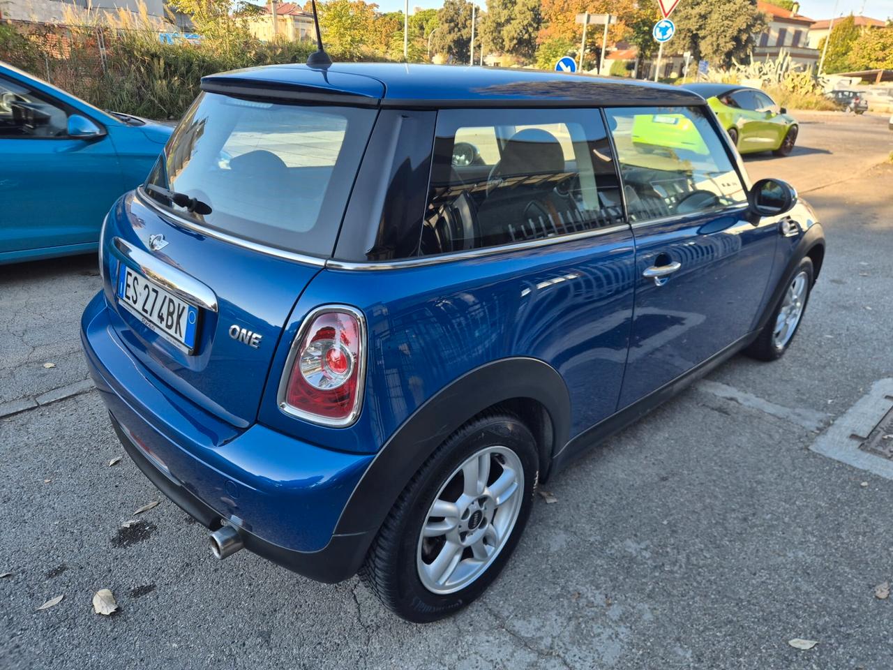 Mini 1.6 16V One (55kW)